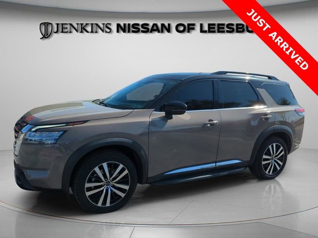 Certified 2023 Nissan Pathfinder Platinum image 13