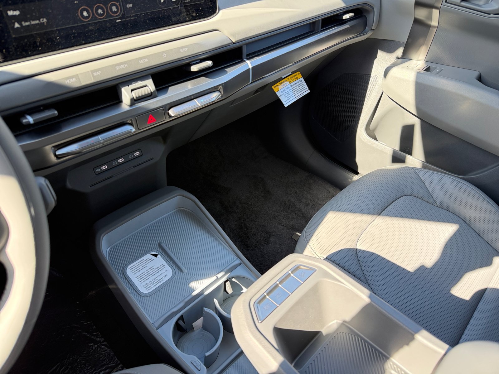 New 2027 Kia EV3 Wind FWD image 13