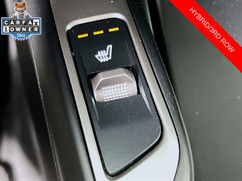 Certified 2025 Kia Sorento EX image 21