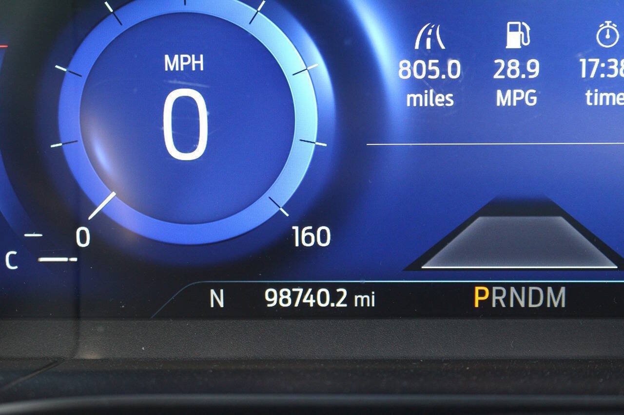 Used 2020 Ford Escape Titanium AWD/4WD image 15