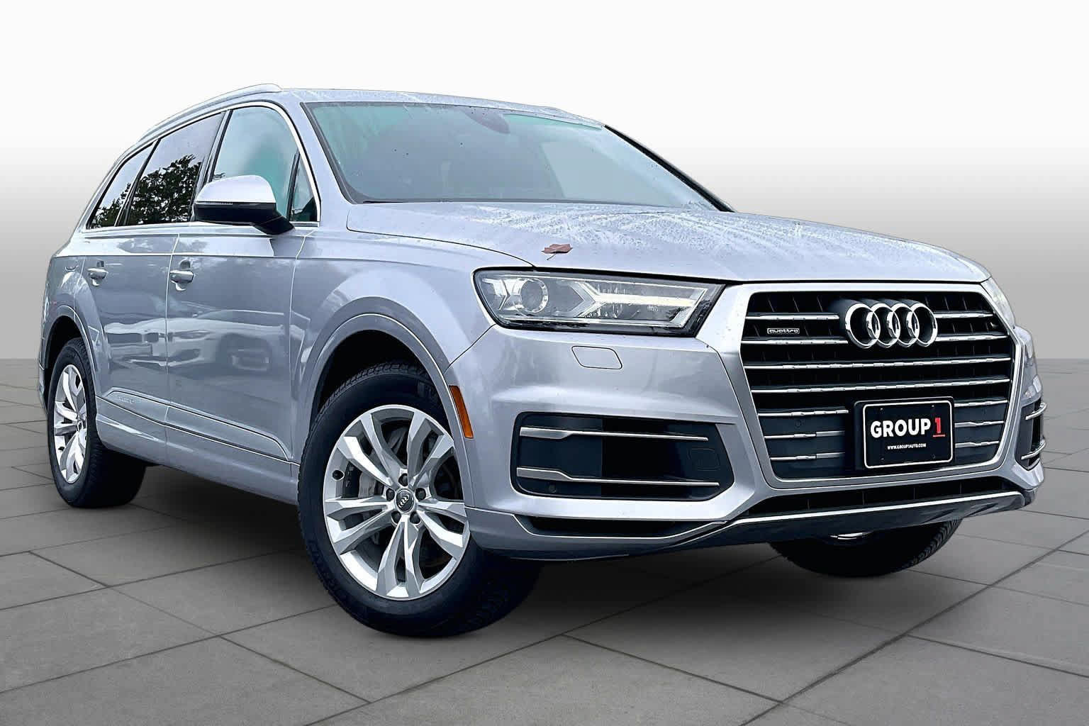 Used 2019 Audi Q7 3.0T Premium w/ Convenience Package AWD/4WD image 2