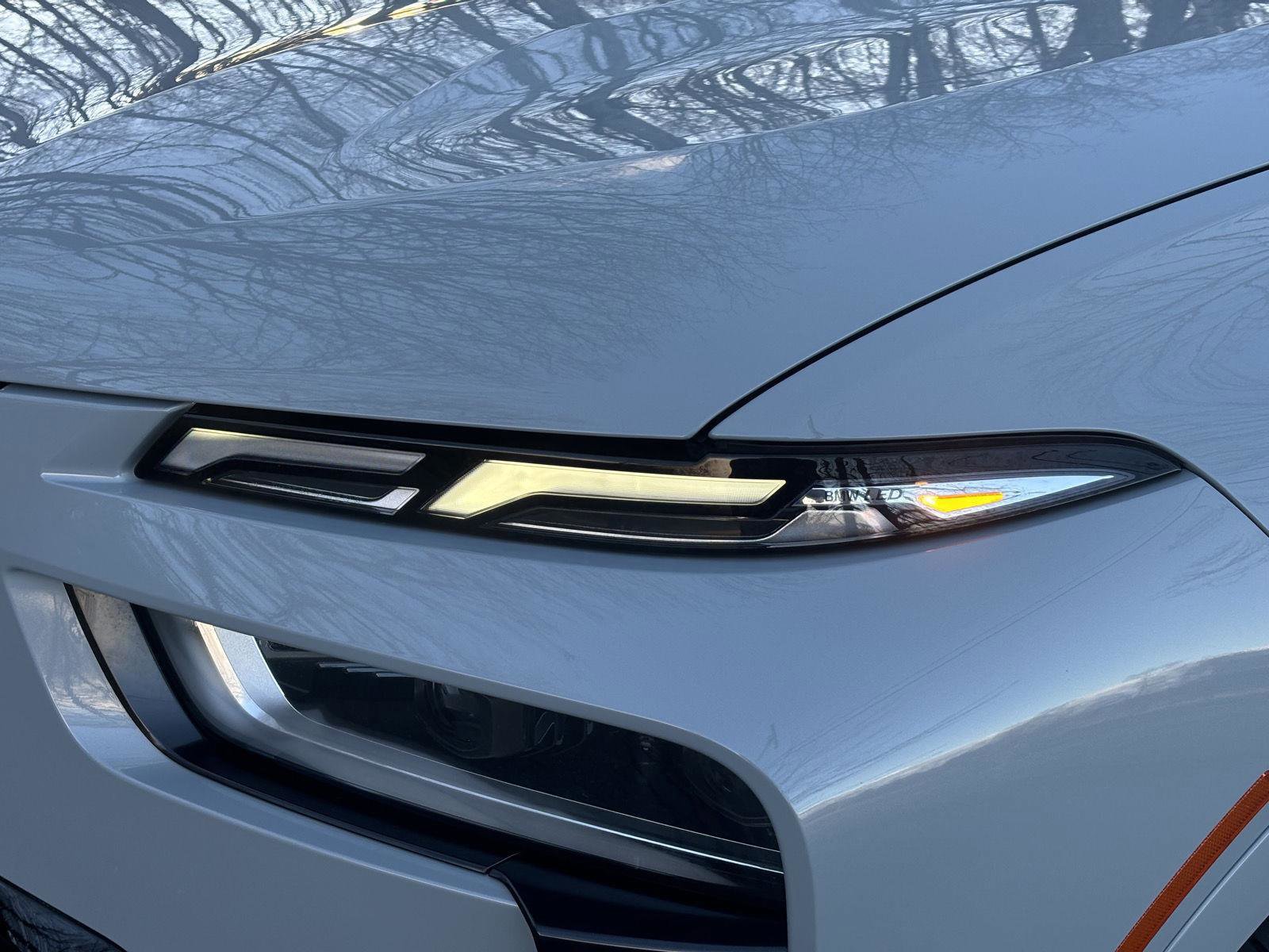 Used 2023 BMW X7 M60i w/ Executive Package image 11