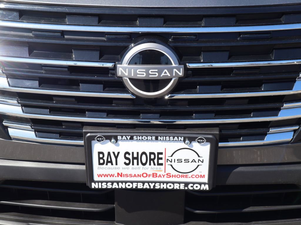 Certified 2025 Nissan Rogue SV w/ SV Premium Package image 32