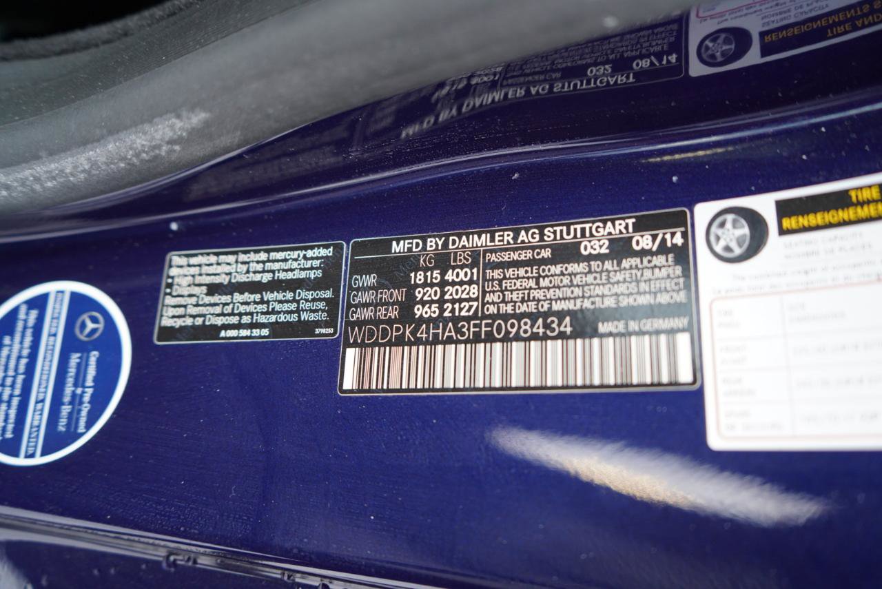 Used 2015 Mercedes-Benz SLK 250 image 32