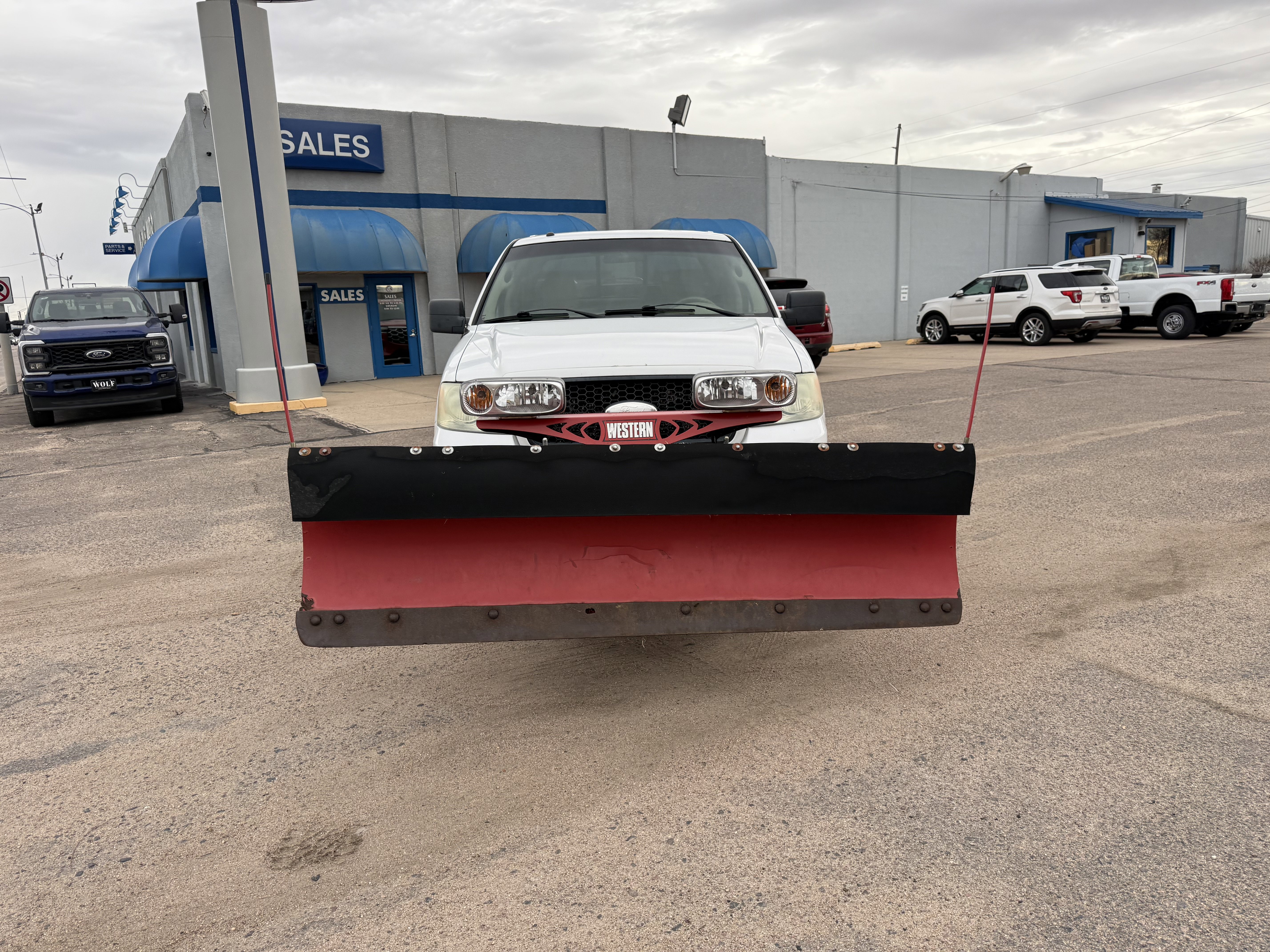 Used 2006 Ford F150 XLT image 2