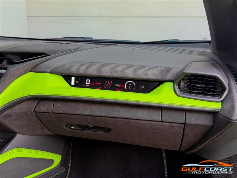 Used 2026 Lamborghini Temerario AWD/4WD image 30