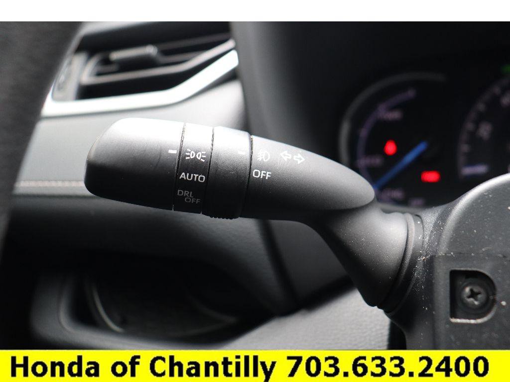 Used 2024 Toyota RAV4 Hybrid Woodland image 10