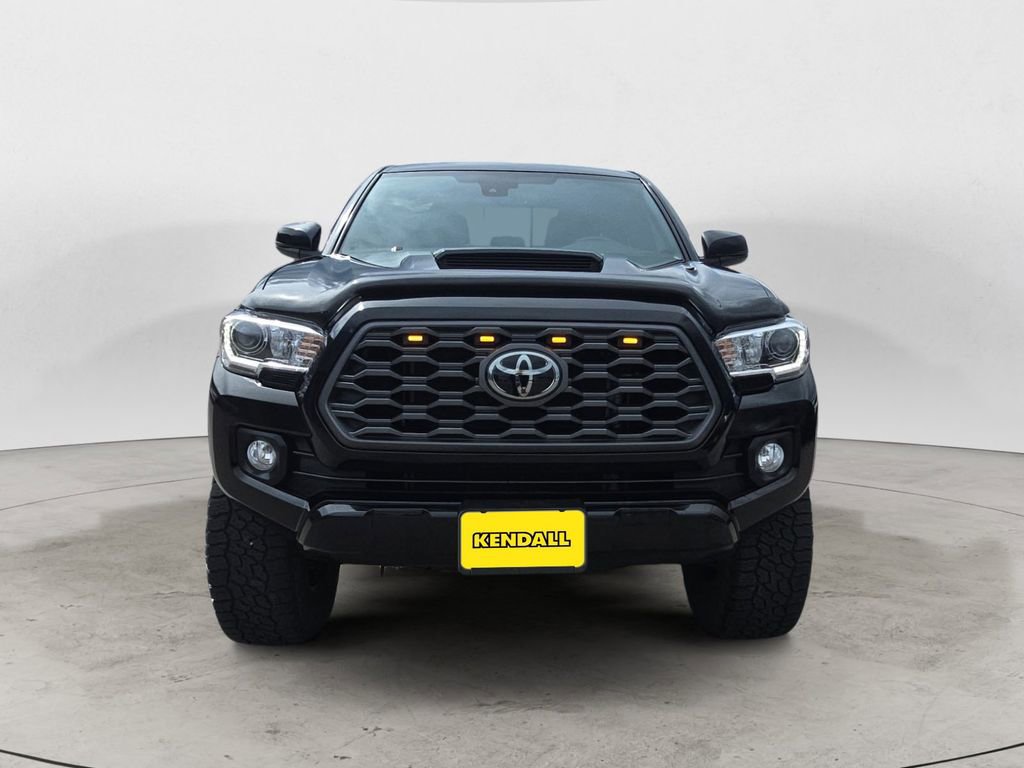 Used 2022 Toyota Tacoma TRD Sport w/ Black Out Package (TMS) AWD/4WD image 8