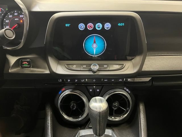 Used 2017 Chevrolet Camaro SS RWD image 21
