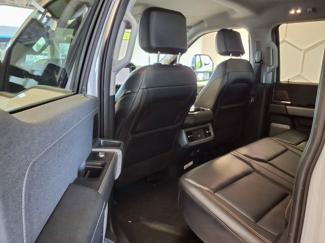 Used 2026 Ford F250 Lariat AWD/4WD image 18