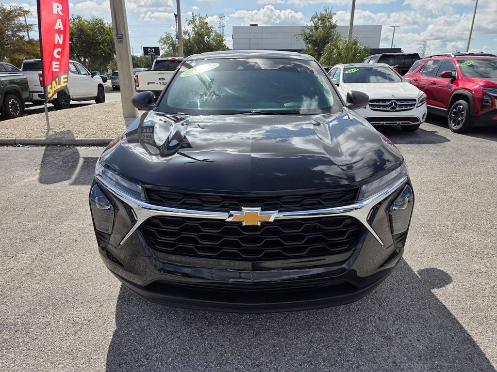 Certified 2024 Chevrolet Trax LS FWD image 17