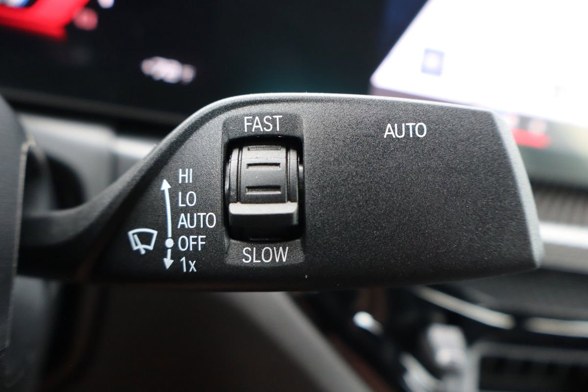 Used 2026 BMW M2 CS RWD image 29