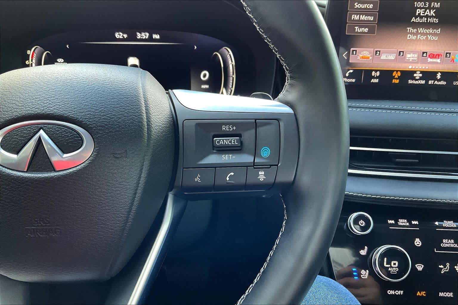 Used 2023 INFINITI QX60 Sensory w/ Vision Package image 24