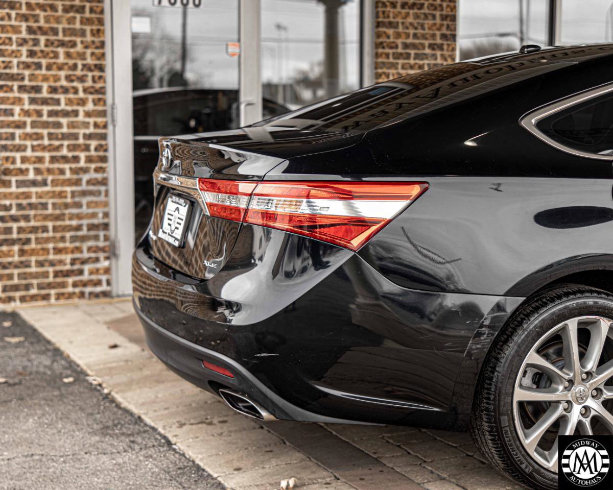 Used 2014 Toyota Avalon XLE Touring image 12