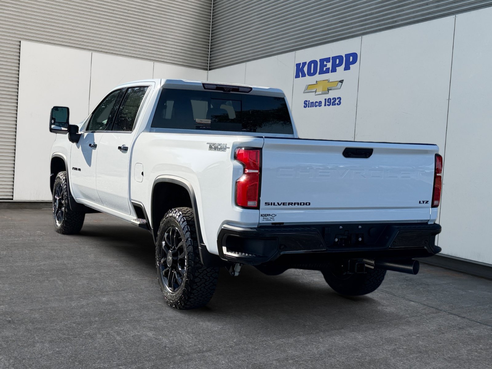 New 2026 Chevrolet Silverado 2500 LTZ w/ LTZ Plus Package AWD/4WD image 3