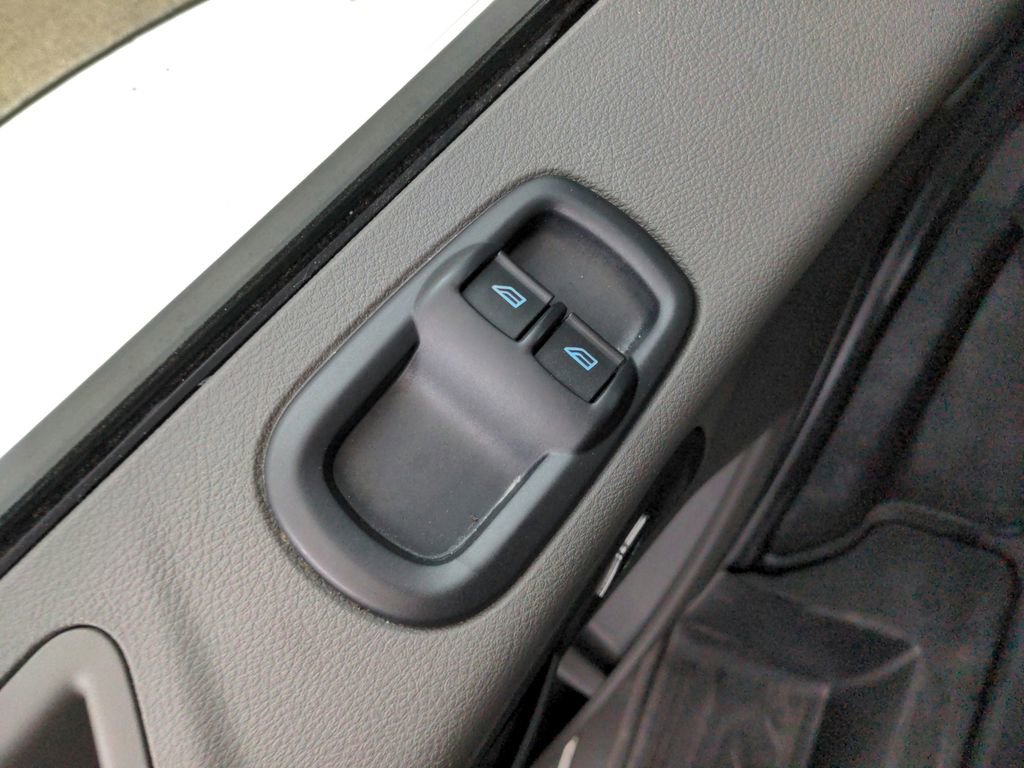 Used 2023 Ford Transit 250 Low Roof AWD w/ Exterior Upgrade Package image 31