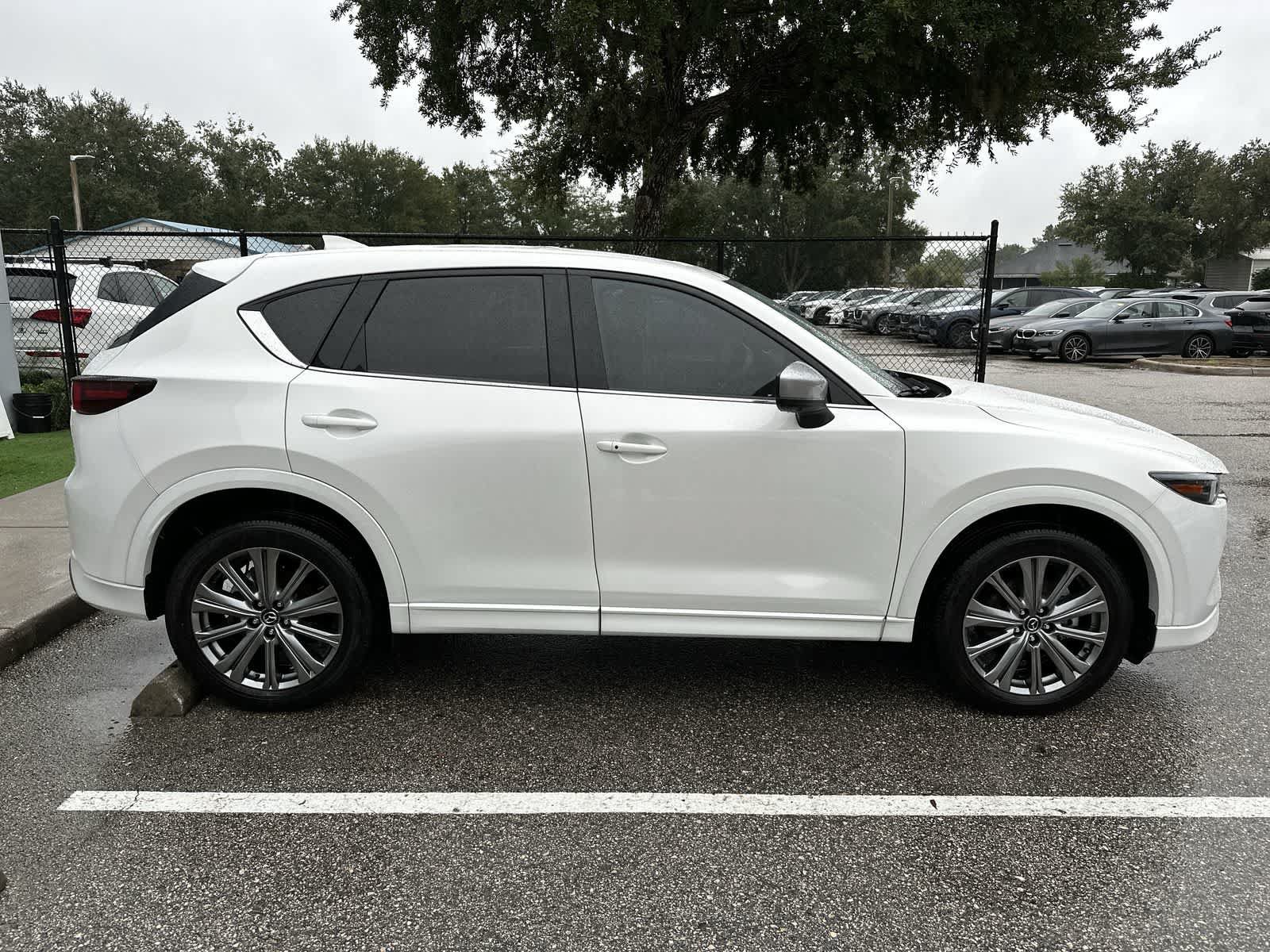 Used 2024 MAZDA CX-5 Signature AWD/4WD image 10