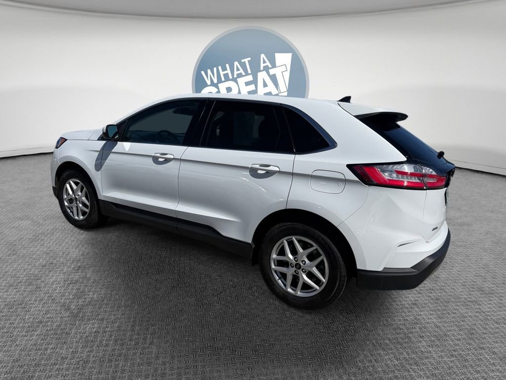 Used 2024 Ford Edge SEL image 5