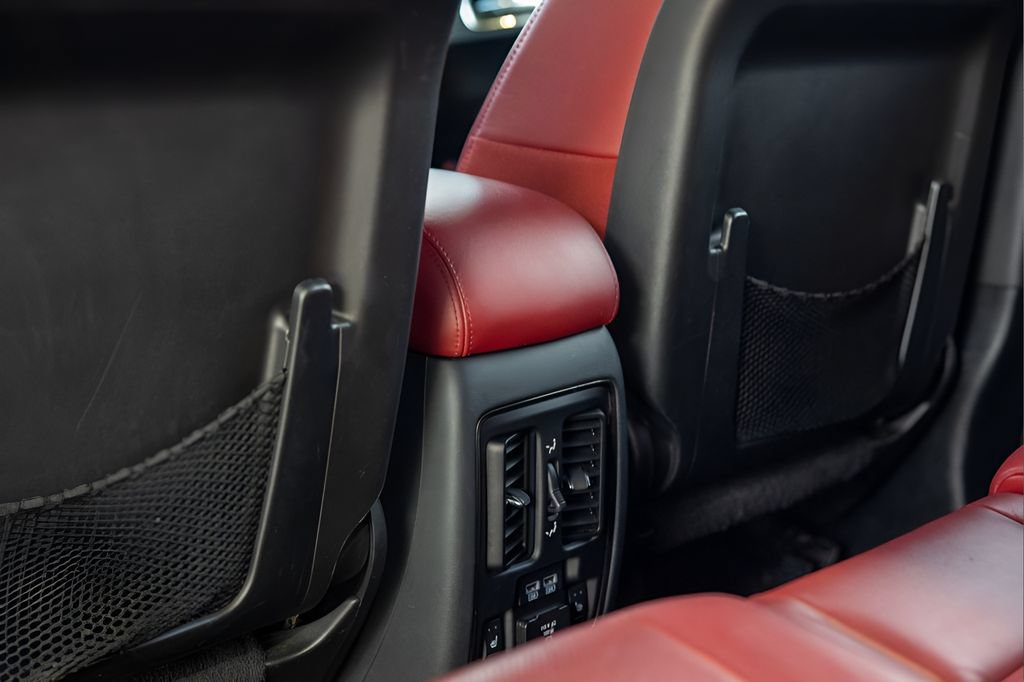 Used 2018 Dodge Durango R/T w/ Blacktop Package AWD/4WD image 50