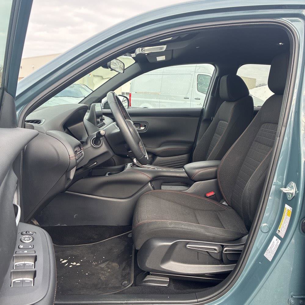 Used 2024 Honda HR-V Sport image 12