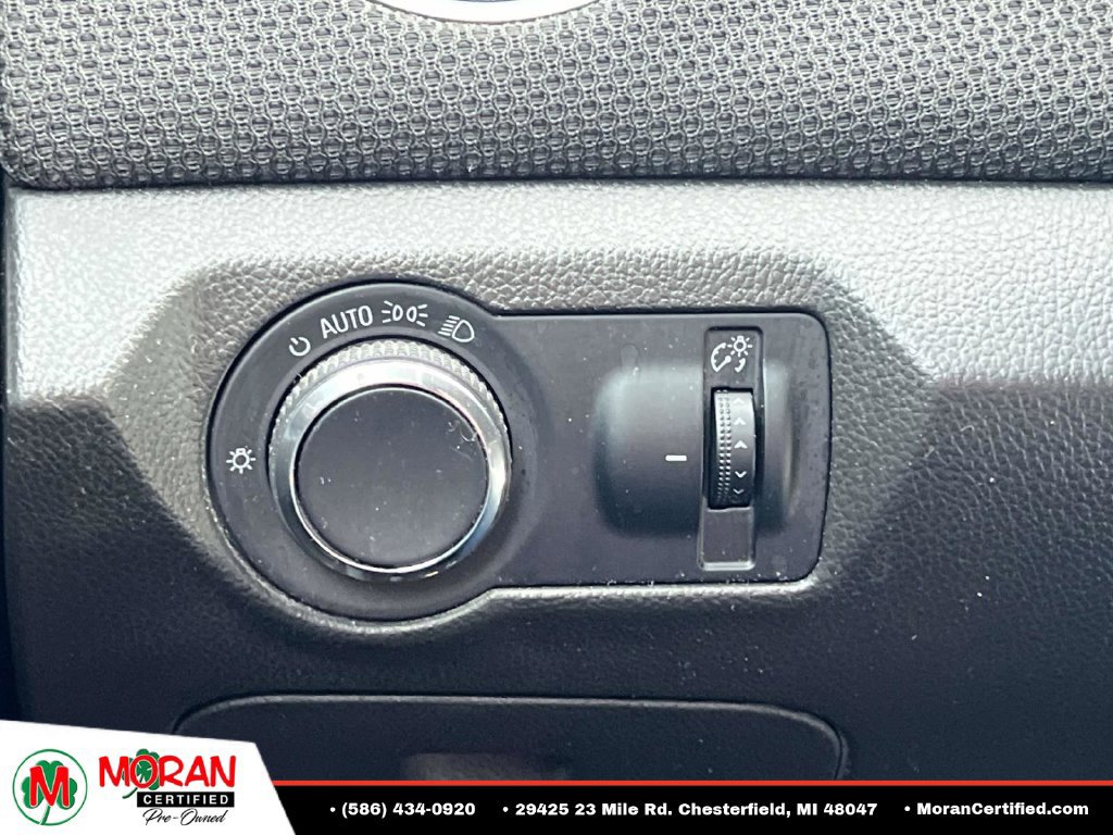 Used 2013 Chevrolet Cruze LT FWD image 25