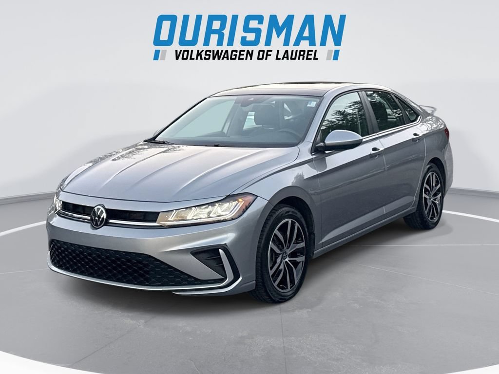 Used 2025 Volkswagen Jetta SE