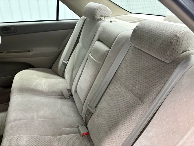 Used 2002 Toyota Camry image 9