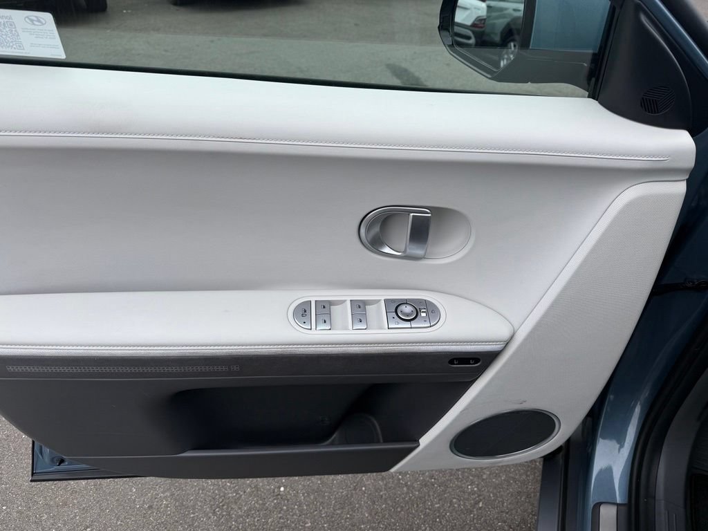 Certified 2024 Hyundai Ioniq 5 Limited RWD image 30