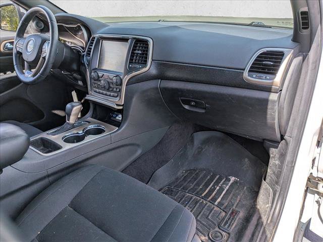 Used 2017 Jeep Grand Cherokee Laredo w/ Quick Order Package 23E AWD/4WD image 19