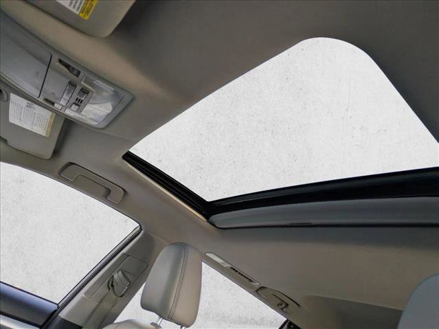 Used 2015 Toyota Highlander XLE image 16