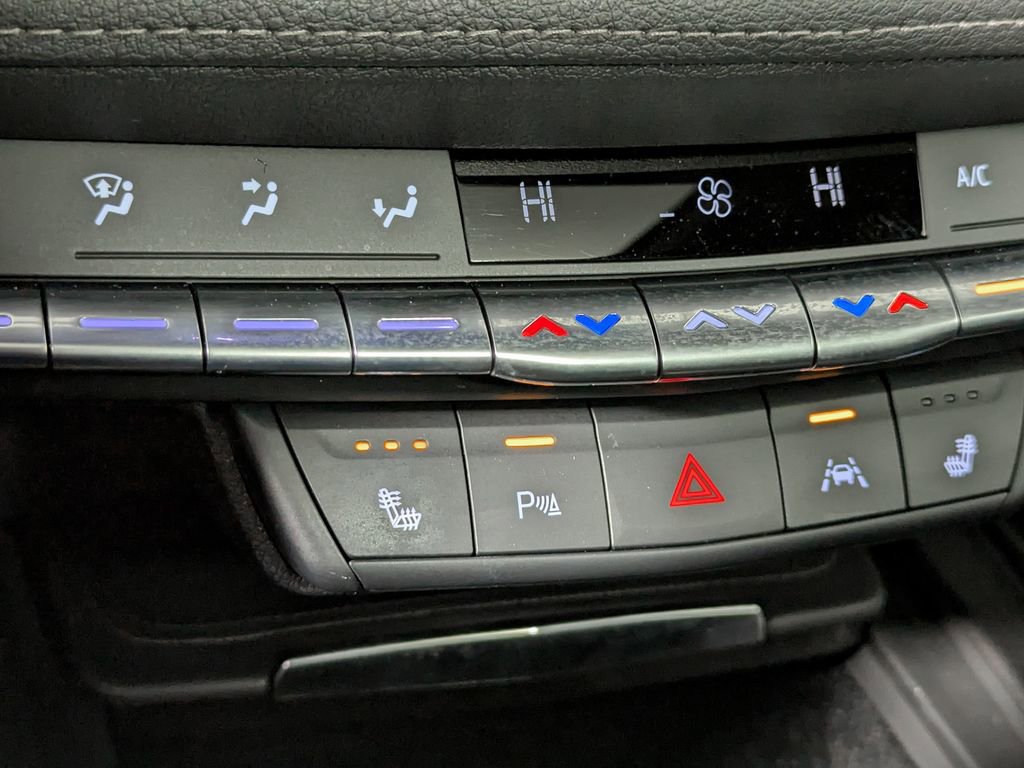 Used 2019 Cadillac XT4 Premium Luxury w/ Cold Weather Package image 21