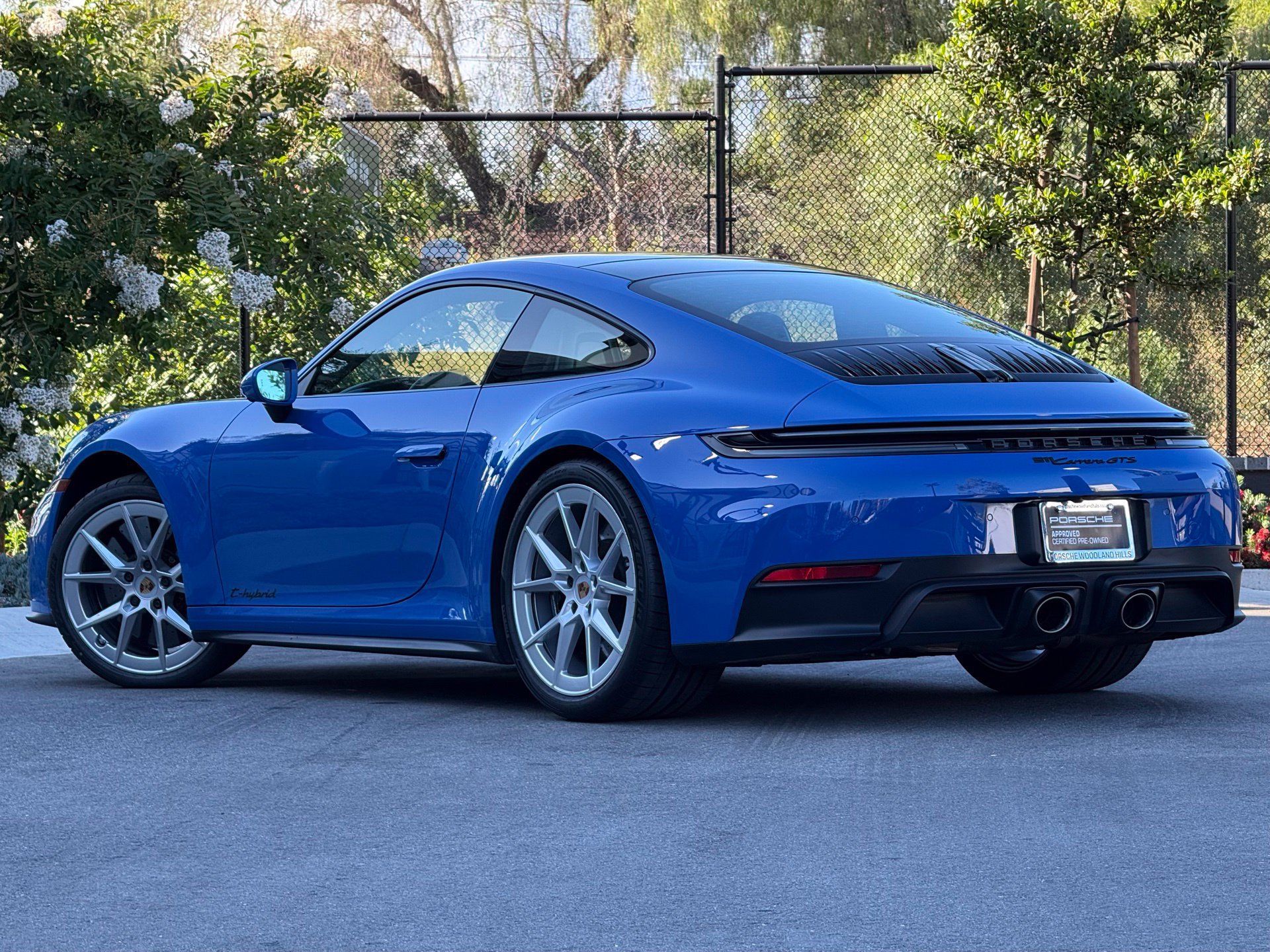 Certified 2025 Porsche 911 Carrera 4 GTS AWD/4WD image 3
