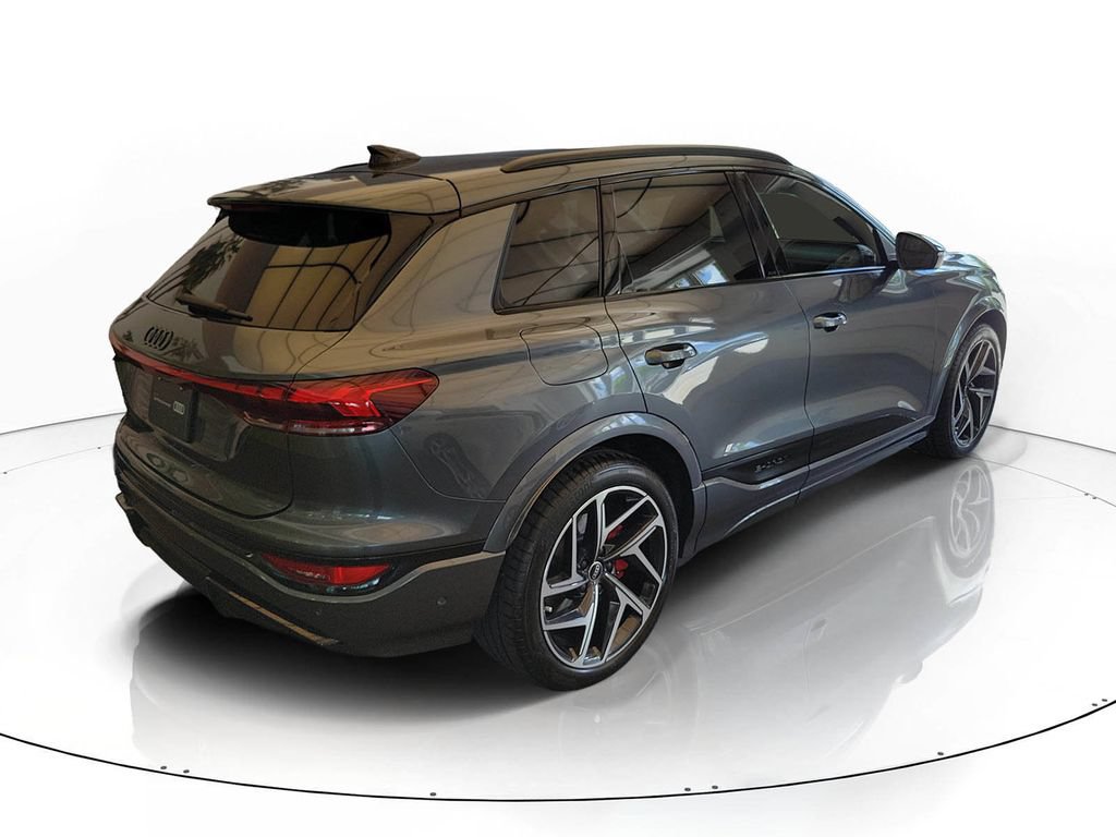 Certified 2025 Audi SQ6 e-tron Prestige w/ 21" Black Optic Wheel Package AWD/4WD image 4