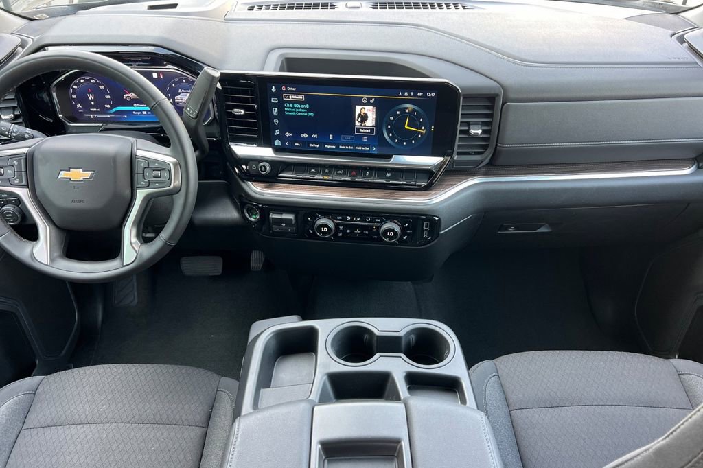 Used 2026 Chevrolet Silverado 1500 LT image 17