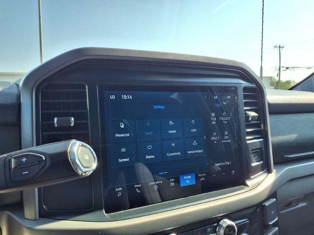 Used 2025 Ford F150 XLT w/ Equipment Group 301A Standard AWD/4WD image 4