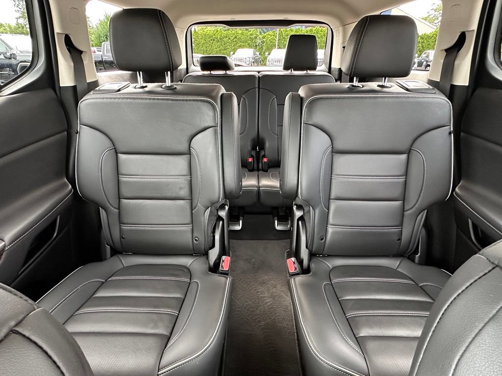 Used 2023 GMC Acadia Denali w/ Denali Ultimate Package AWD/4WD image 28