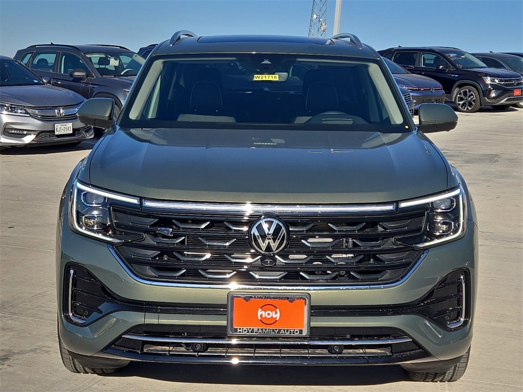 New 2025 Volkswagen Atlas SEL Premium R-Line image 3