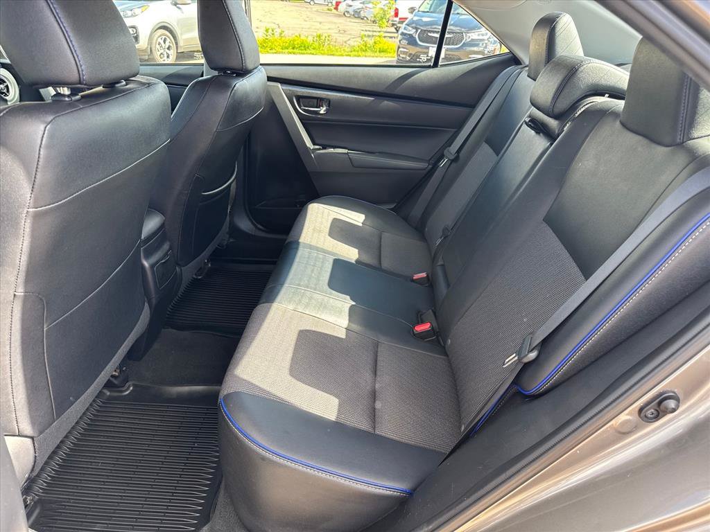 Used 2017 Toyota Corolla SE w/ Body Protection Package FWD image 9