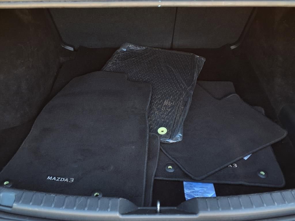 Certified 2022 MAZDA MAZDA3 s image 8