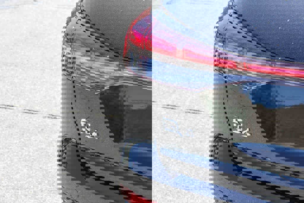 Used 2023 Audi Q4 e-tron Premium Plus w/ Premium Plus image 11