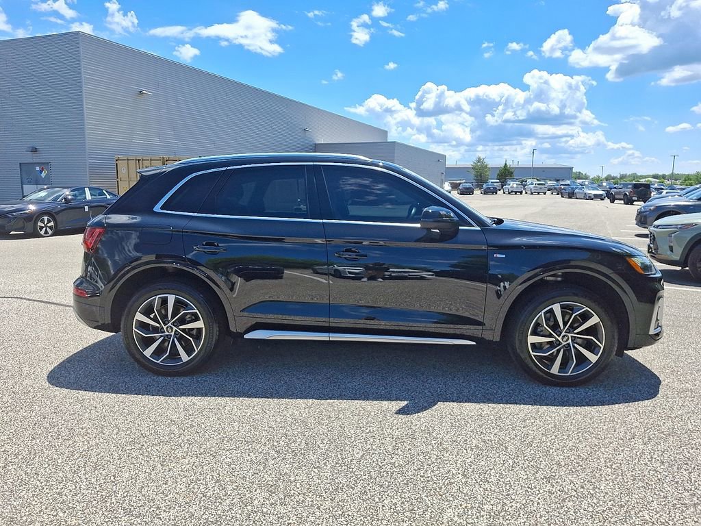 Certified 2022 Audi Q5 2.0T Premium Plus w/ Premium Plus Package AWD/4WD image 7