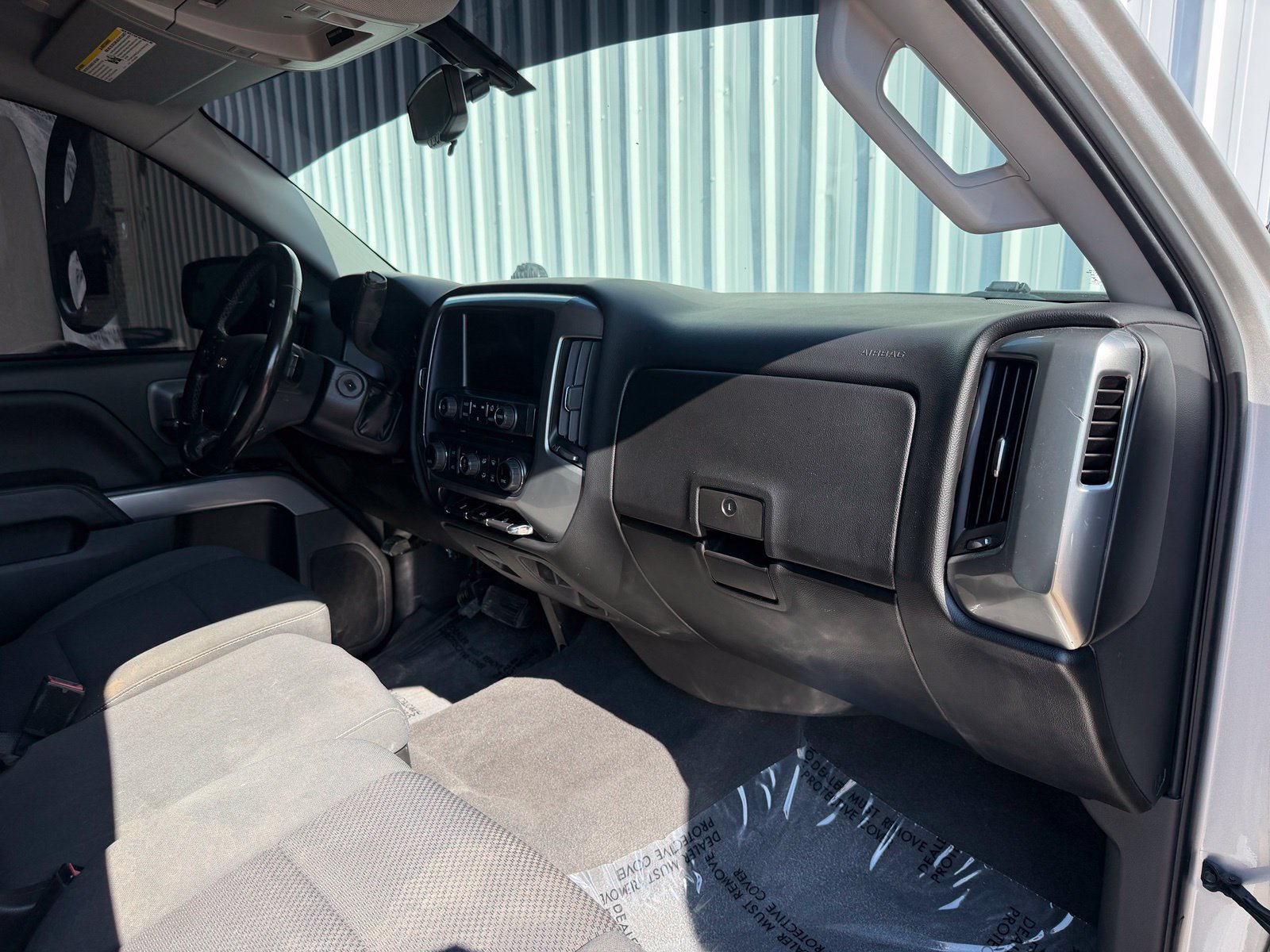Used 2018 Chevrolet Silverado 1500 LT w/ Texas Edition AWD/4WD image 17