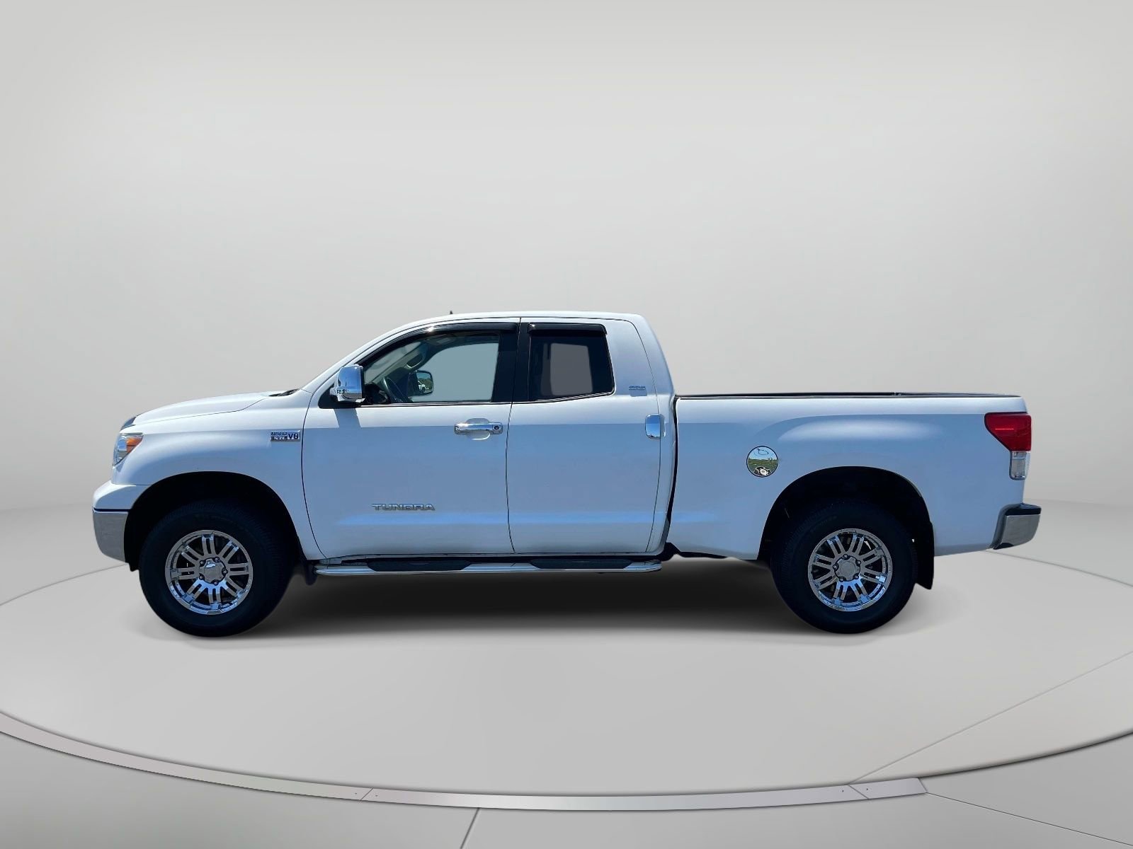 Used 2010 Toyota Tundra 4x4 Double Cab image 7