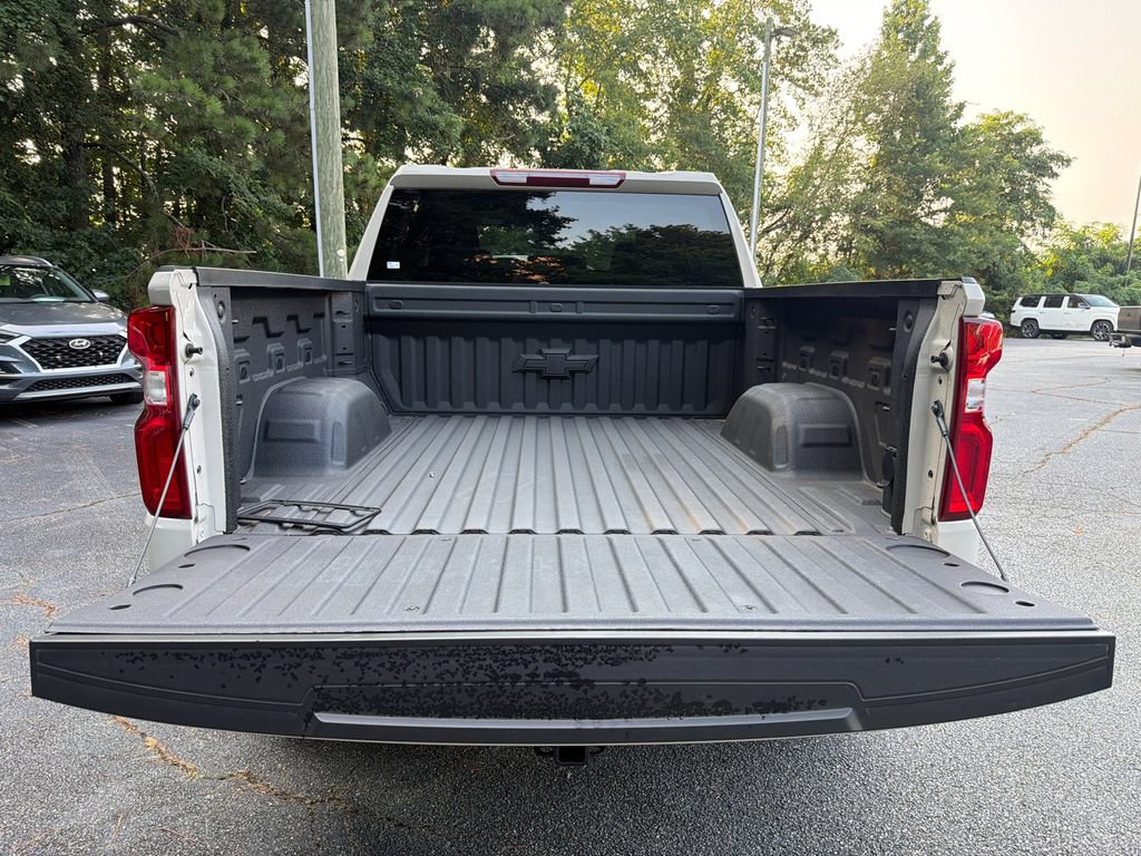 Used 2026 Chevrolet Silverado 1500 RST w/ RST Select Package RWD image 18