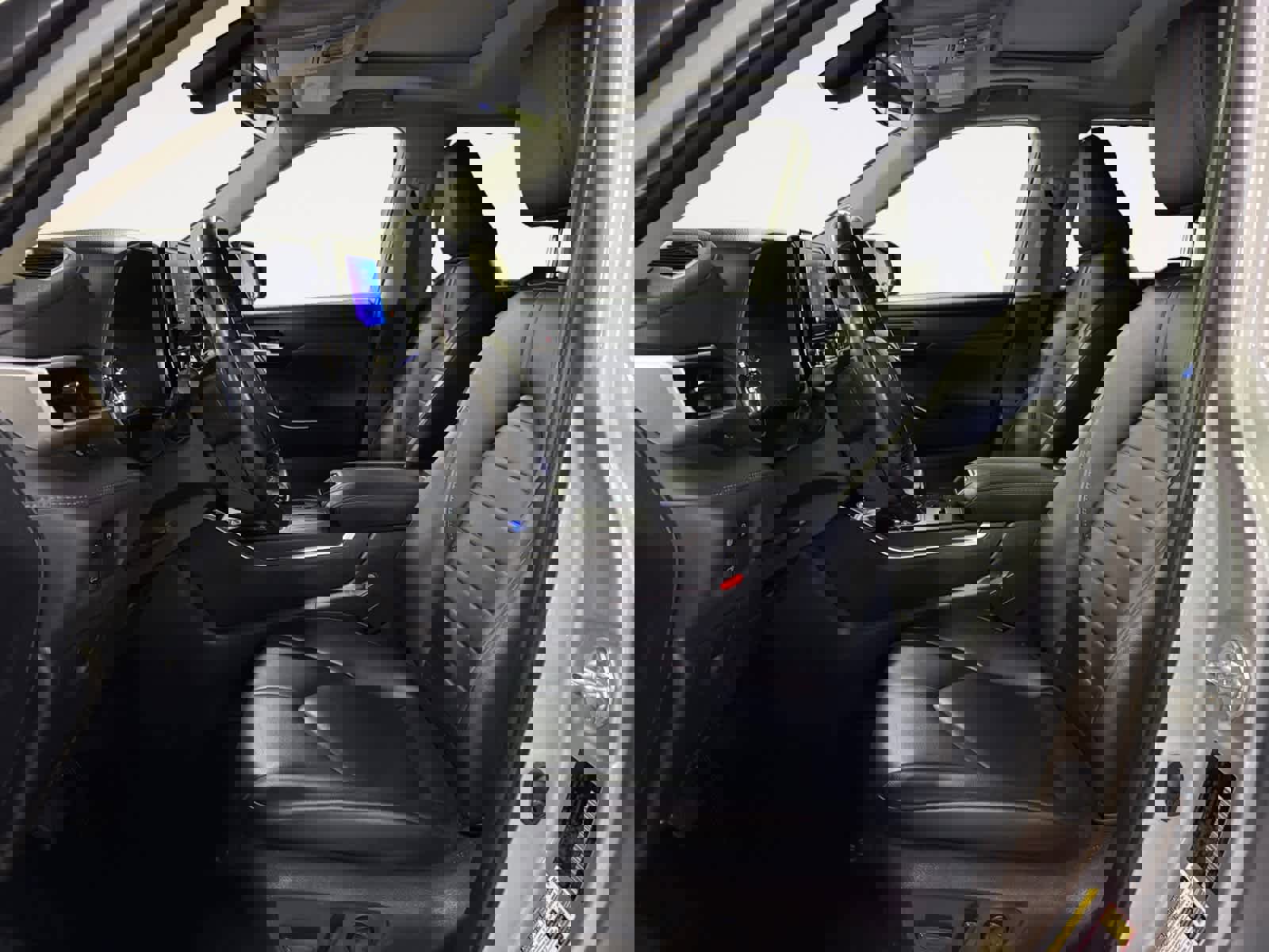 Used 2024 Toyota Highlander XLE image 13