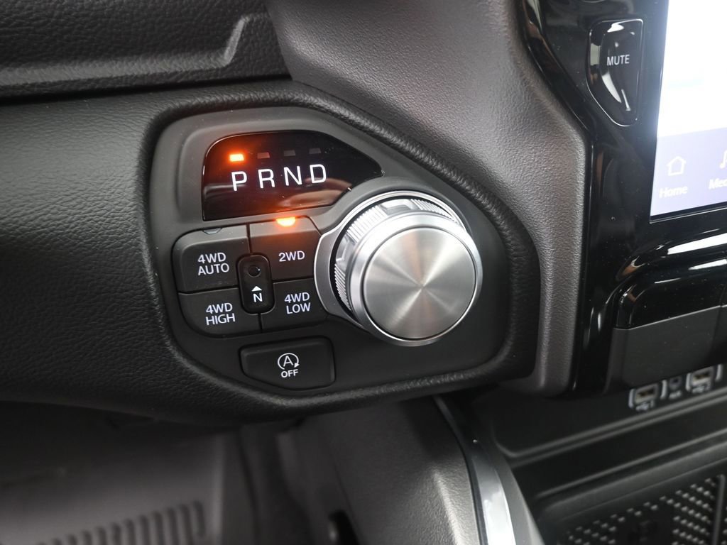 New 2026 RAM 1500 Laramie w/ Sport Appearance Package AWD/4WD image 7