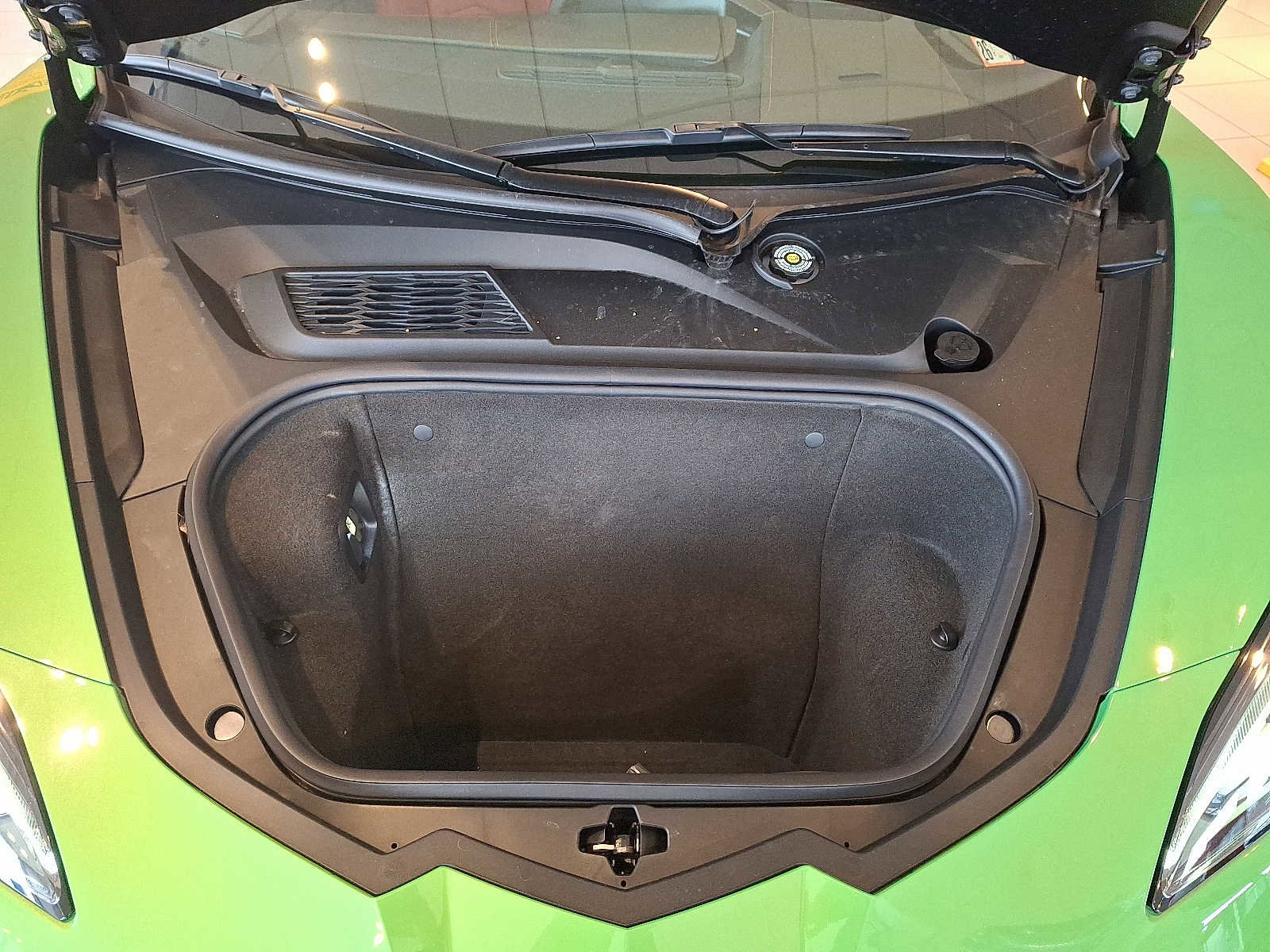 New 2026 Chevrolet Corvette Stingray Coupe w/ 1LT image 15