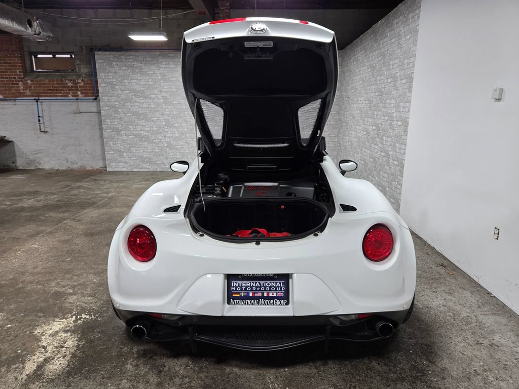 Used 2018 Alfa Romeo 4C Spider RWD image 37