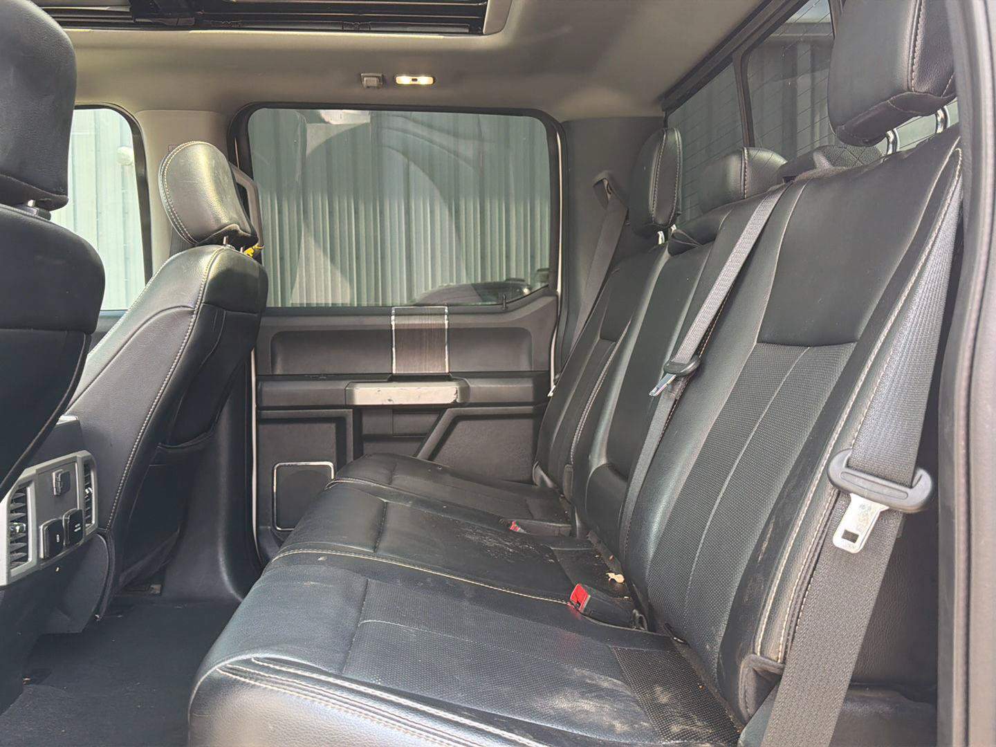 Used 2020 Ford F350 Lariat AWD/4WD image 14