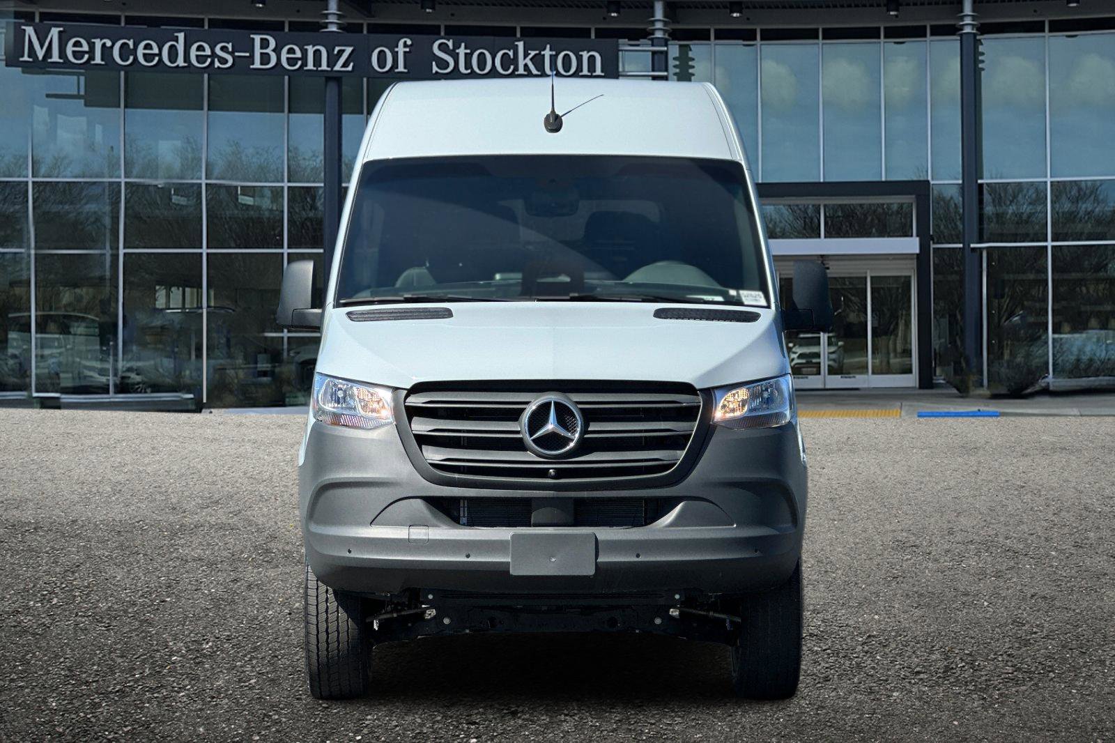 New 2025 Mercedes-Benz Sprinter 2500 image 9